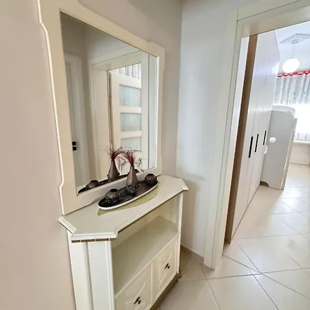 Family Apartment Hotel *