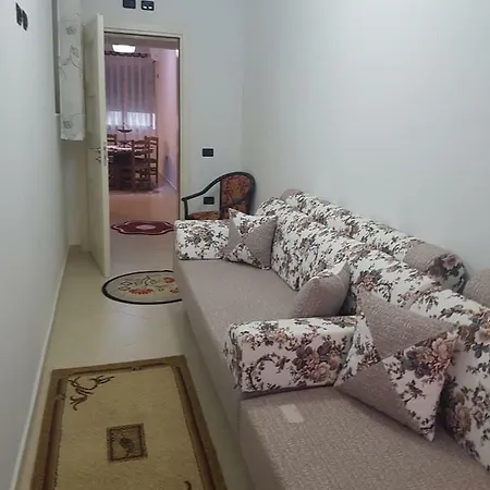 Family Apartment Hotell Vlorë